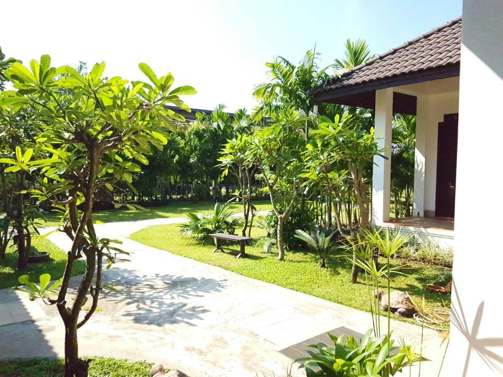 Villa Thakhek Luaran gambar