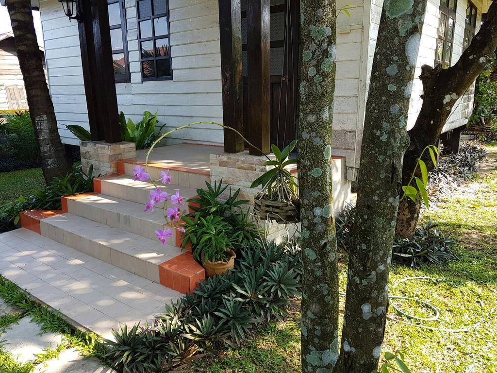 Villa Thakhek Luaran gambar