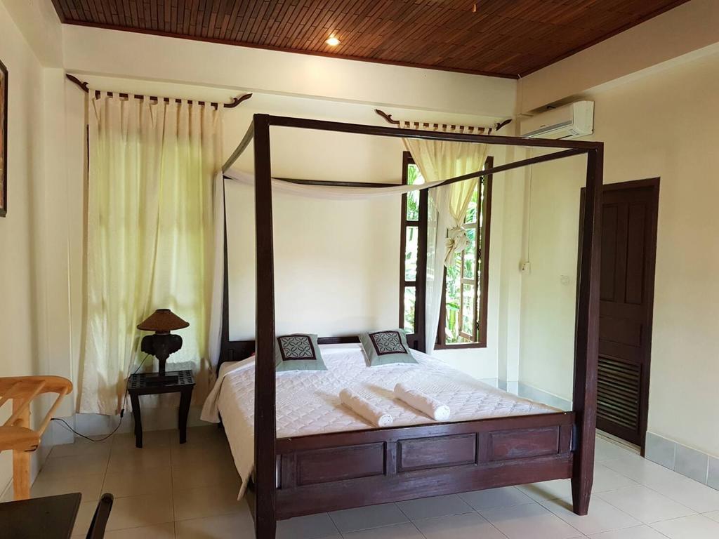 Villa Thakhek Luaran gambar
