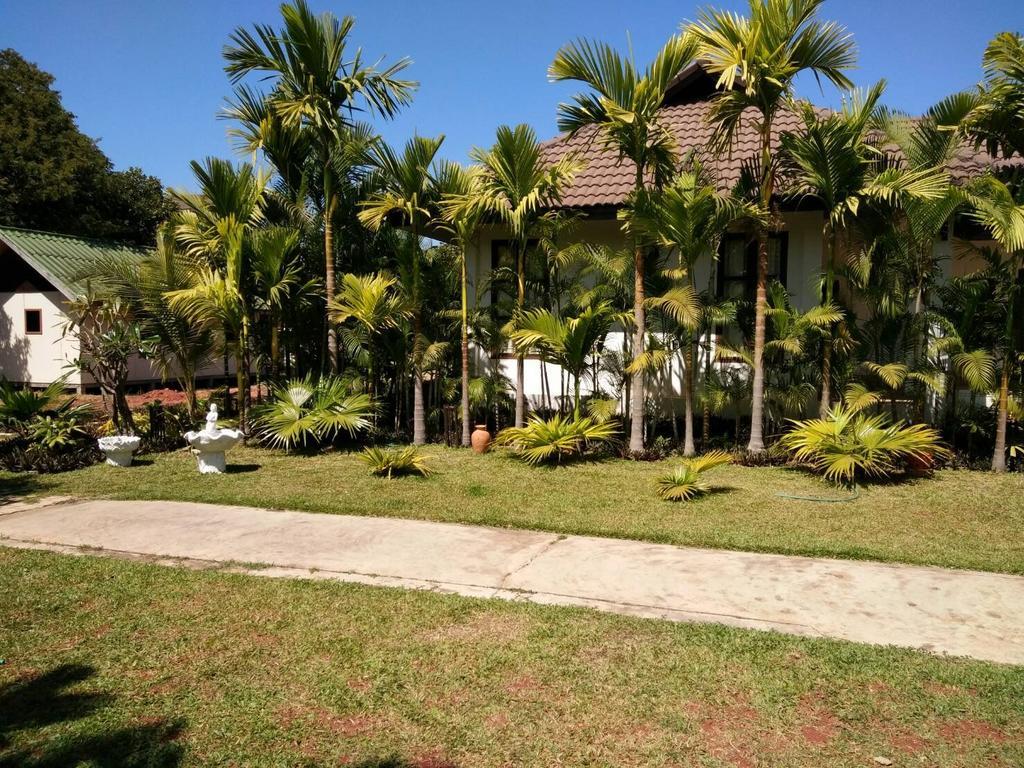 Villa Thakhek Luaran gambar