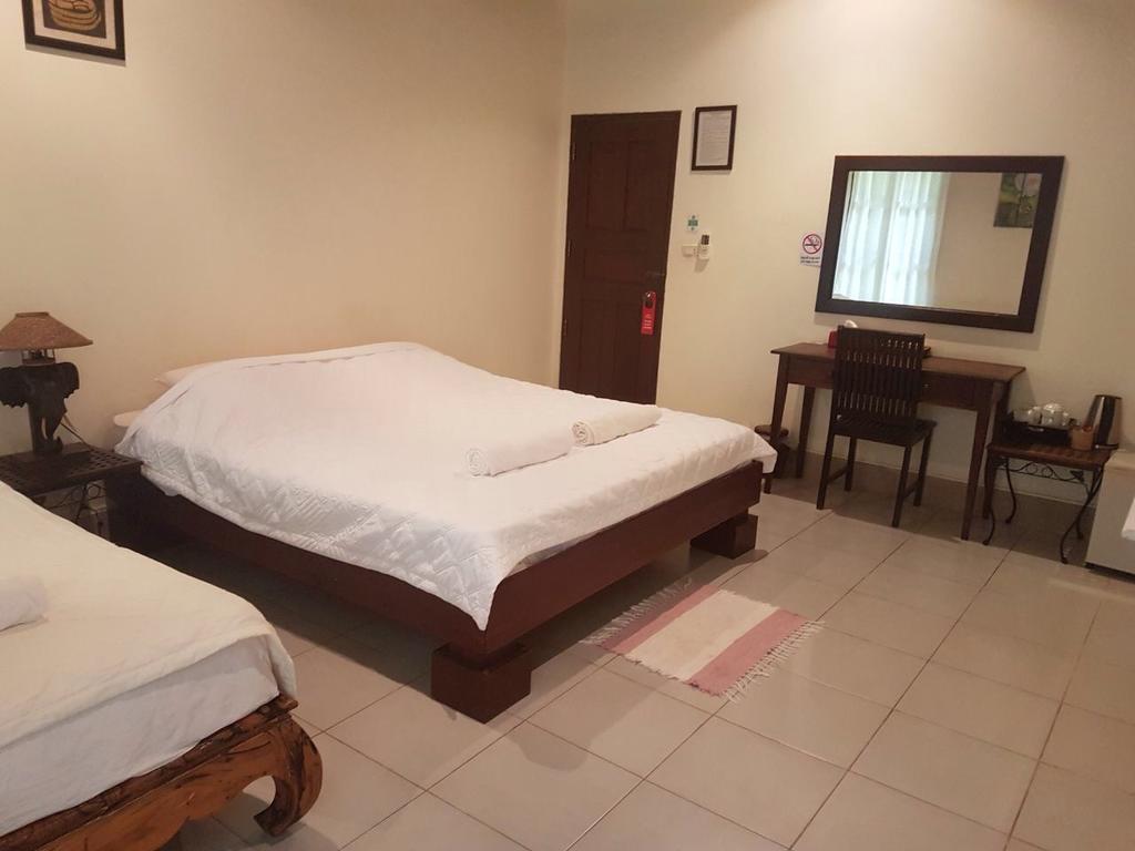 Villa Thakhek Luaran gambar