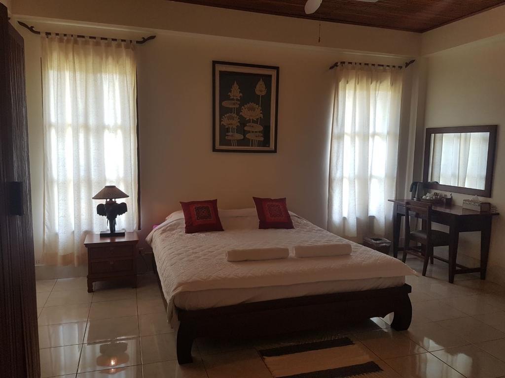 Villa Thakhek Luaran gambar