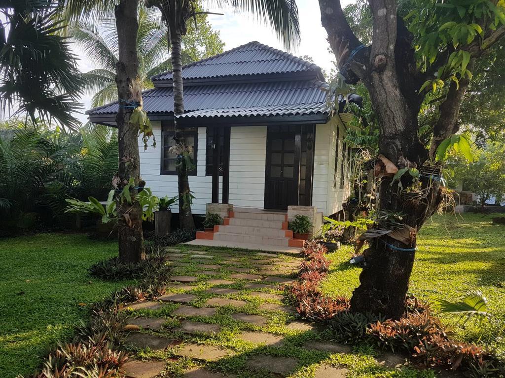 Villa Thakhek Luaran gambar