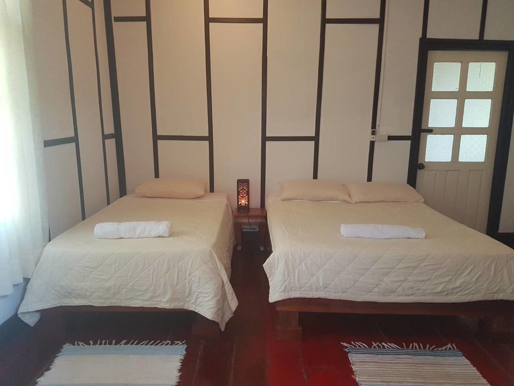 Villa Thakhek Luaran gambar