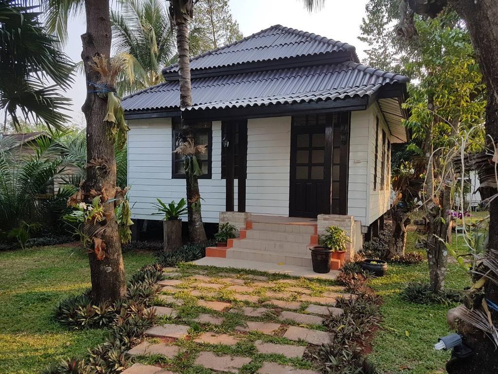 Villa Thakhek Luaran gambar