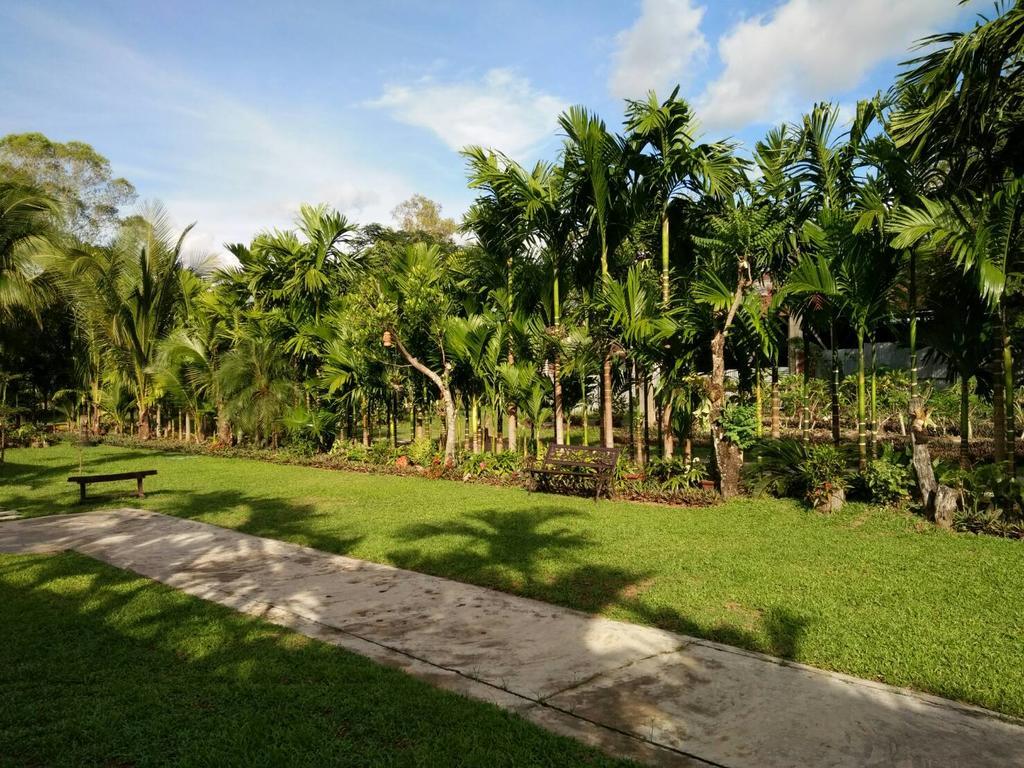 Villa Thakhek Luaran gambar