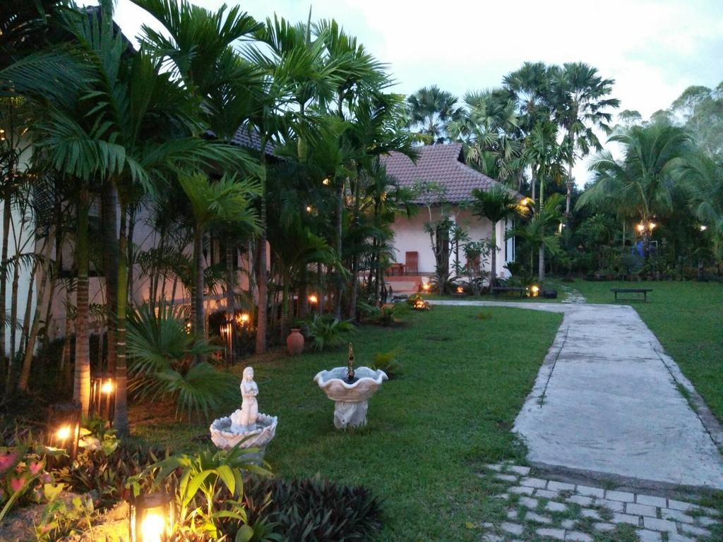 Villa Thakhek Luaran gambar