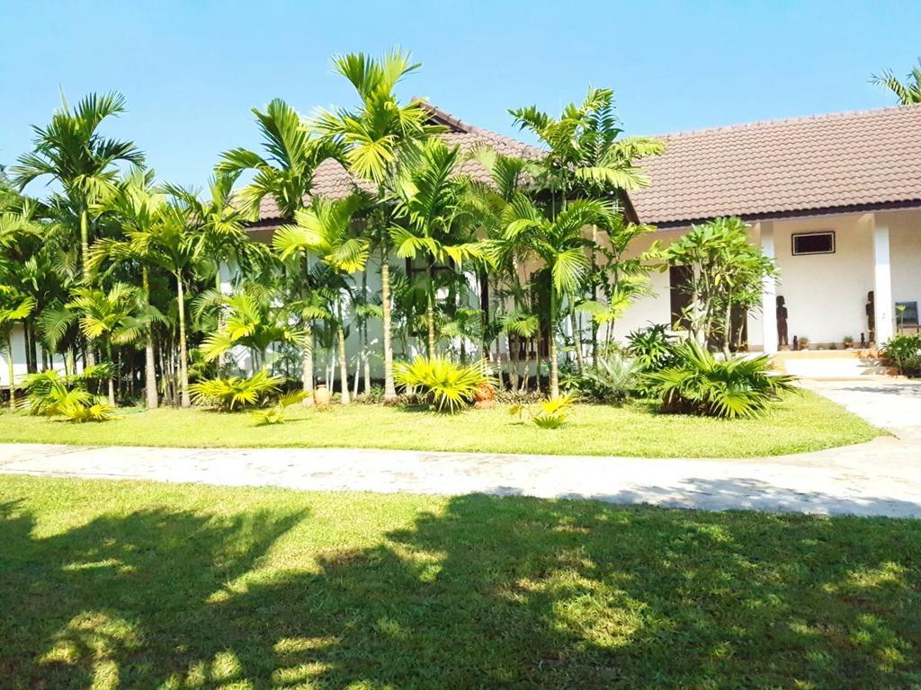 Villa Thakhek Luaran gambar