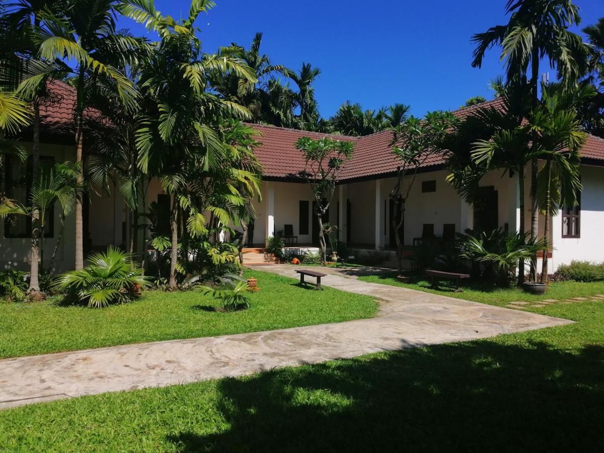 Villa Thakhek Luaran gambar